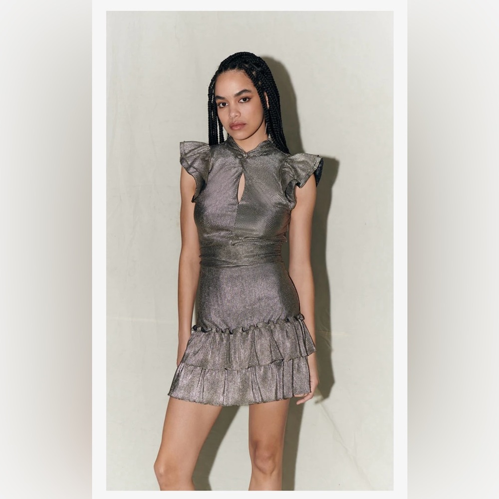 Saylor Izel Dress XS. Great for Vegas. Worn one time. Like new condition.